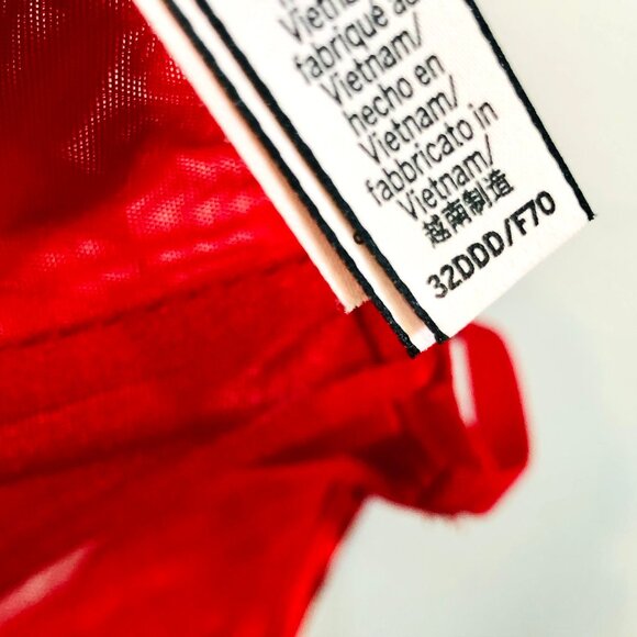 Victoria's Secret Red Satin Bra with Big Bow and Rhinestones Size 32DDD - Picture 10 of 10